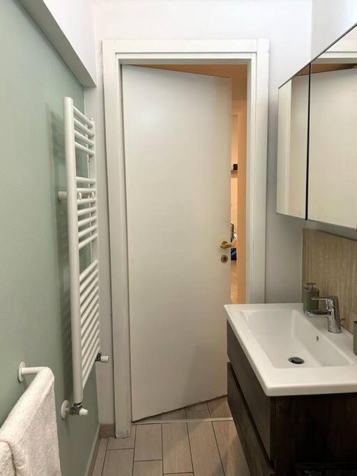 Apartment Navigli/ticinese - La Casa Di Paola
