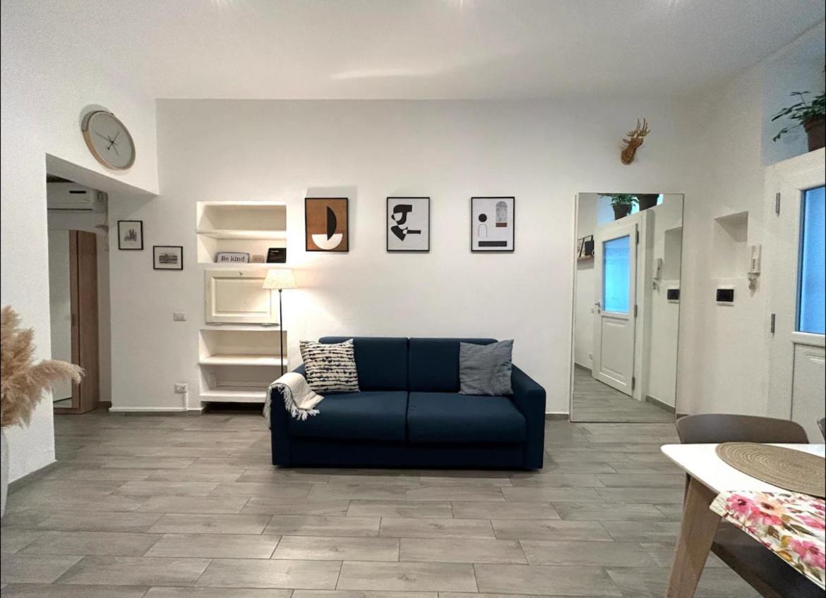 Navigli/ticinese - La Casa Di Paola